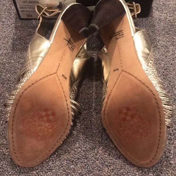 COPY - Sexy strappy gold heels - Picture 2 of 3